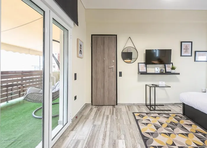 Petralona Stylish Penthouse