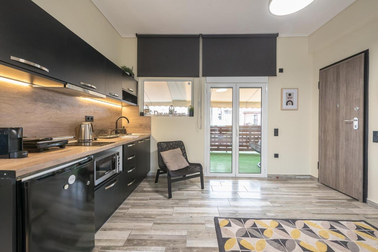 Petralona Stylish Penthouse דירה אתונה
