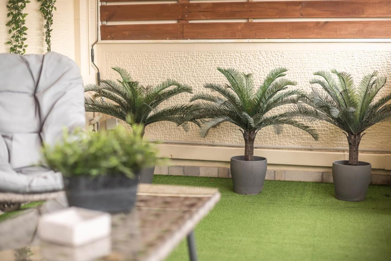 Petralona Stylish Penthouse דירה *