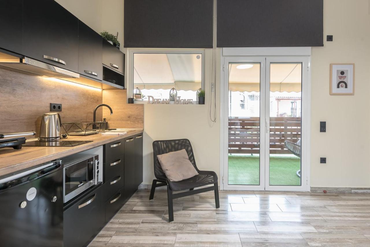 Petralona Stylish Penthouse אתונה