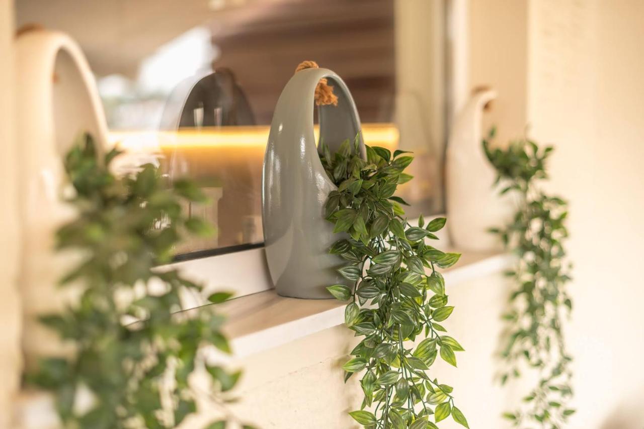Petralona Stylish Penthouse דירה