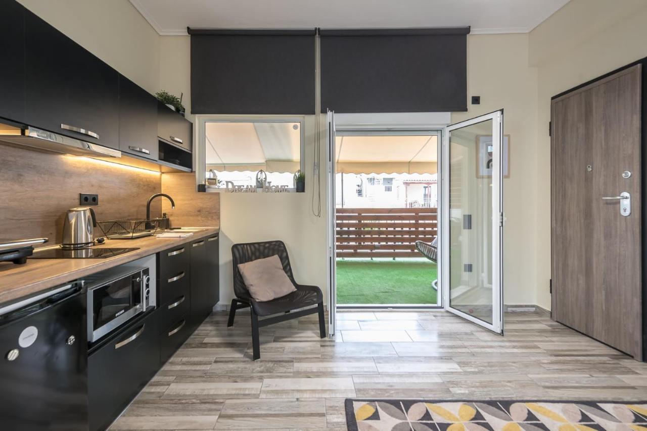 Petralona Stylish Penthouse *